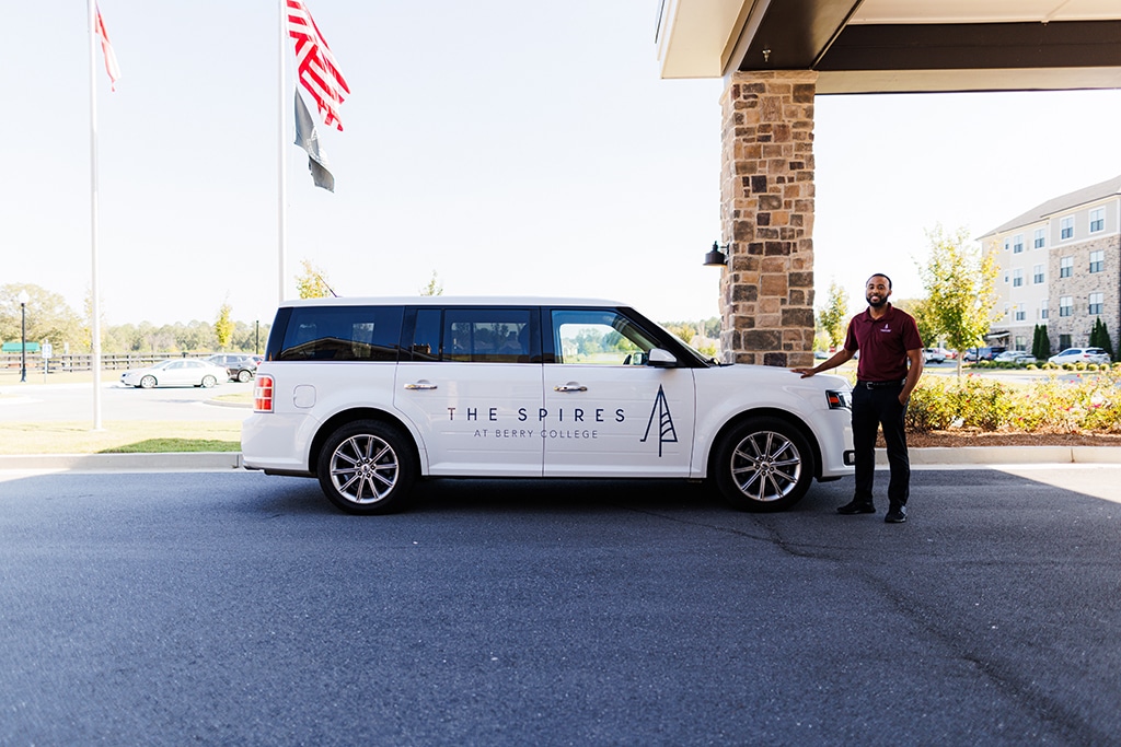 spires travel car